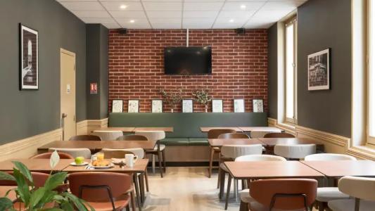 Campanile PRIME - Paris 15 Tour Eiffel - 17