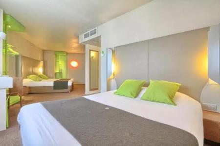 CAMPANILE PARIS CDG AIRPORT VILLEPINTE - 54