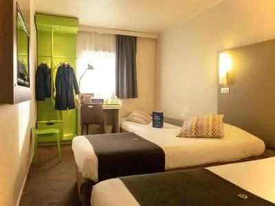 CAMPANILE PARIS CDG AIRPORT VILLEPINTE - 51