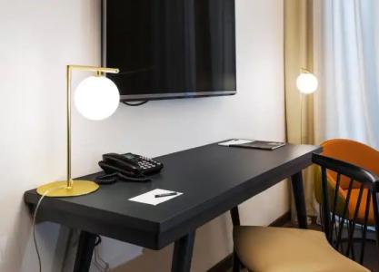 One Shot Mercat - 26