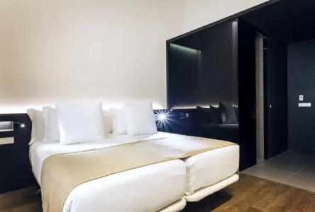 One Shot Mercat - 52