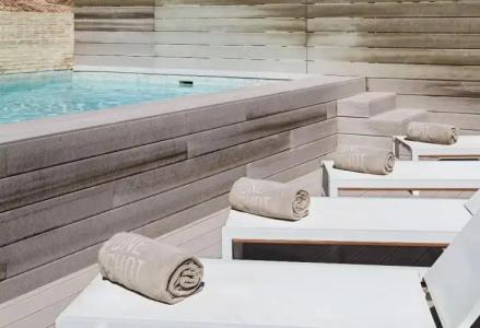 One Shot Mercat - 16