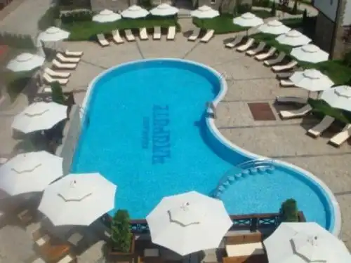 Chairite Complex - 8