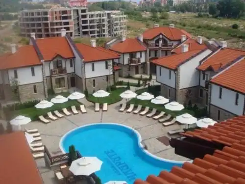 Chairite Complex - 28