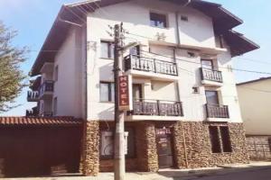 Hotel Riskyoff - FREE ski equipment, Bansko