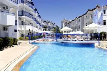 Joker Side Hill Suite - 43