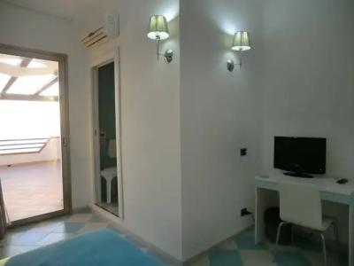 B&B Mediterraneo Mare e Sole - 4