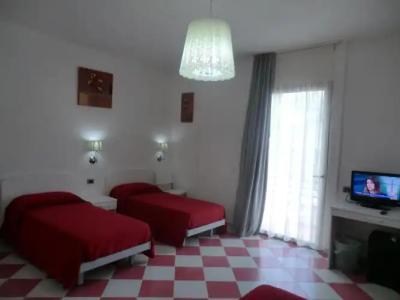 B&B Mediterraneo Mare e Sole - 29