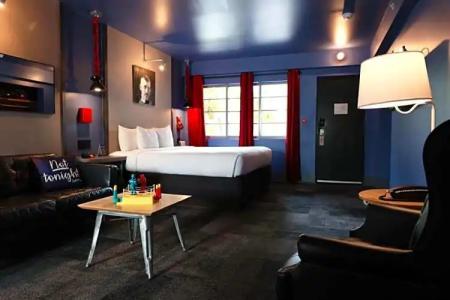 Gaythering - Gay - All Adults Welcome - 45