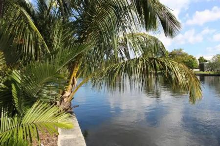 The Cabanas Guesthouse & Spa - 7