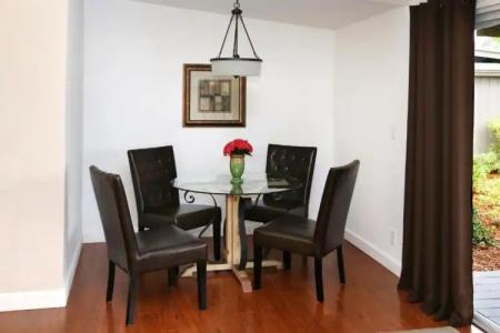 The Cabanas Guesthouse & Spa - 37