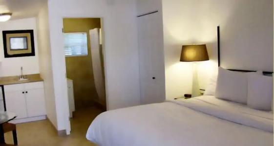 The Cabanas Guesthouse & Spa - 20