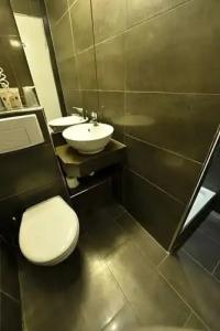 Apolonia Paris Mouffetard, Sure Collection by BW - 68