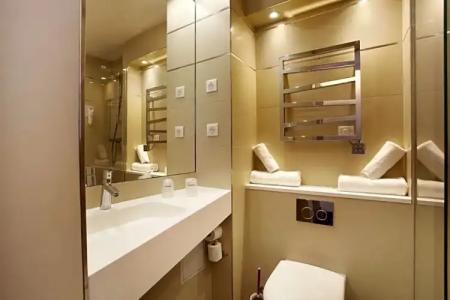 Apolonia Paris Mouffetard, Sure Collection by BW - 63