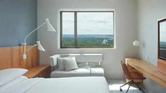 Hyatt Regency Paris Etoile - 52