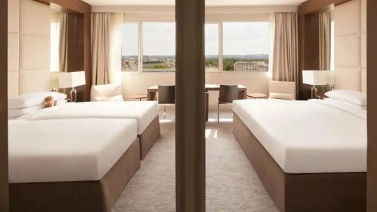 Hyatt Regency Paris Etoile - 63