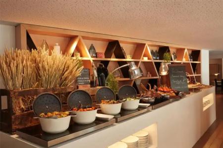 Hyatt Regency Paris Etoile - 13