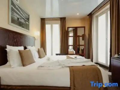 Grand Francais - 137