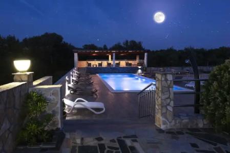 Apartments Karen - 15