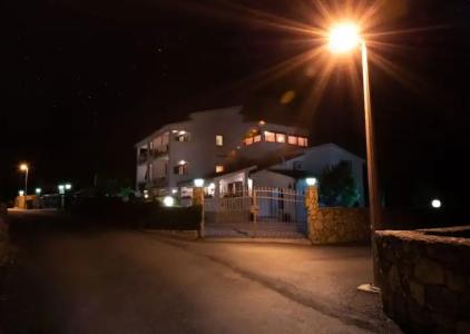 Apartments Karen - 17