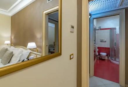 Vittorio Emanuele Boutique - 75