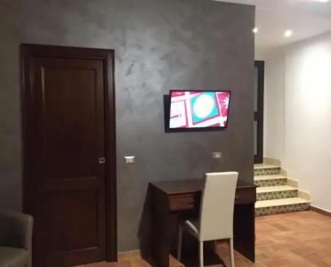 Vittorio Emanuele Boutique - 186