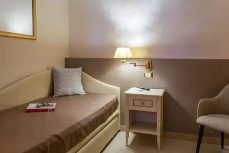 Vittorio Emanuele Boutique - 72