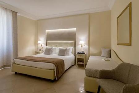 Vittorio Emanuele Boutique - 132