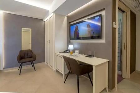 Vittorio Emanuele Boutique - 155