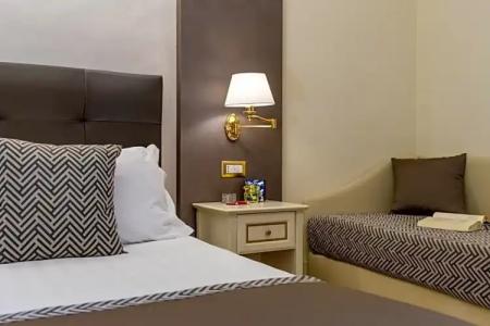 Vittorio Emanuele Boutique - 102