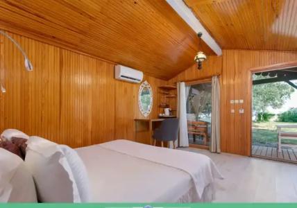 ETENNA BEACH BUNGALOWS - 13