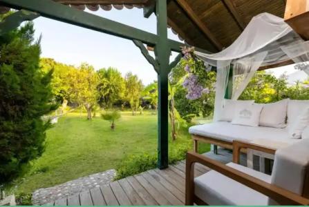 ETENNA BEACH BUNGALOWS - 29