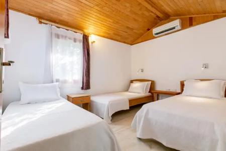 ETENNA BEACH BUNGALOWS - 59