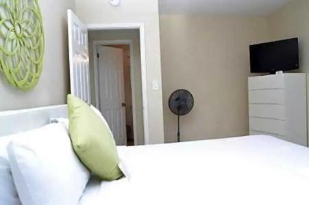 Tranquilo A North Beach Village Resort - 68