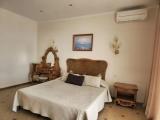 3 Bedrooms Apartment