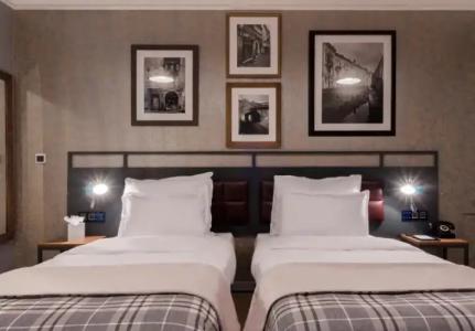 AX the Saint John - 63