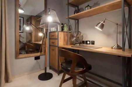 AX the Saint John - 61