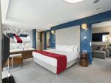 Corner Double Suite with sea view