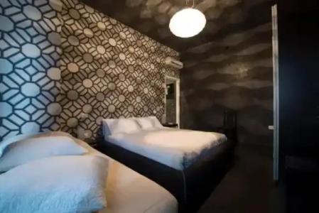 B&B Lounge - 1