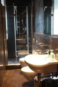B&B Lounge - 11