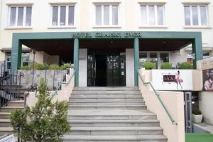 Grajski Dvor Mini-hotel, Radovljica