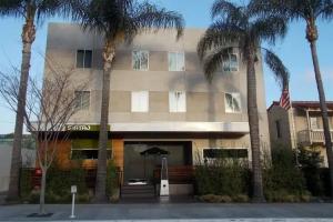 Sirtaj – Hotel, Los Angeles