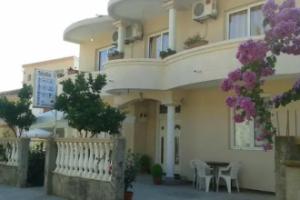 Molla 1 Guesthouse, Ulcinj