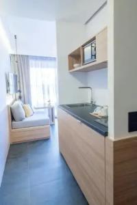 Athens Lodge by Athens Primes - 40