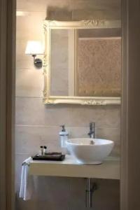 Palazzo Bove Mini-Hotel - 5