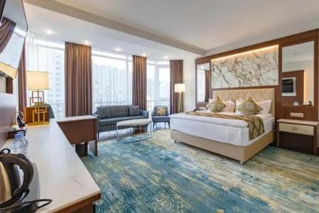 Best Western Plus - 98