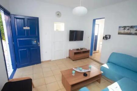 ATH Airport Suites Free Shuttle from and to Athens Airport - 4