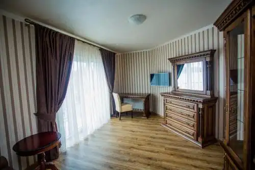 Guest House Villa Lamperti - 9