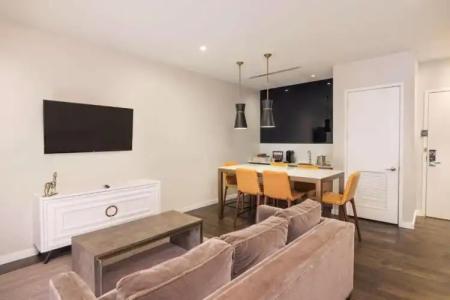 The Statler Dallas Curio Collection By Hilton - 100