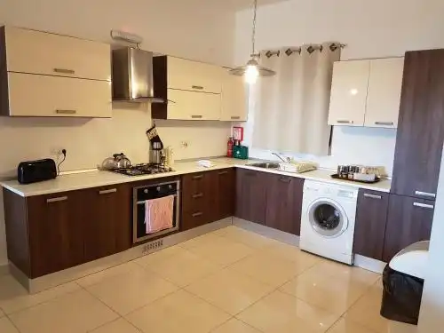Maisonette - 11